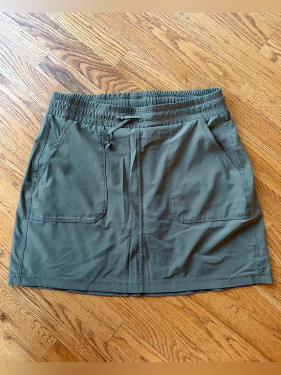 Kuhl Pants - Kuhl Olive Performance Skort with Back Pockets | Size Small